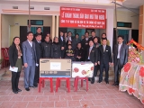 Trao tặng nhà tình nghĩa
